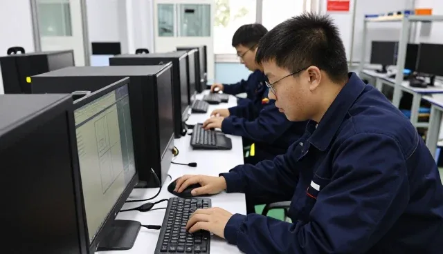如何选择适合为先的企业管理系统？
